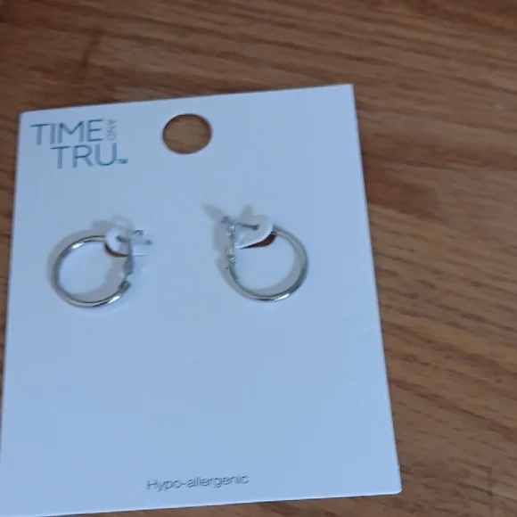 Time and Tru Jewelry Time And Tru Silver Hoop Earrings Poshmark
